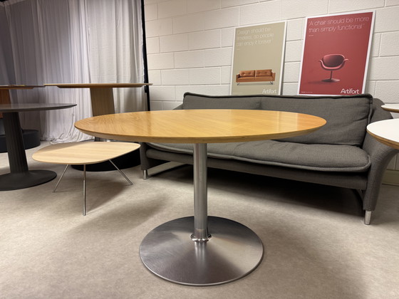 Image 1 of Mesa circular Artifort