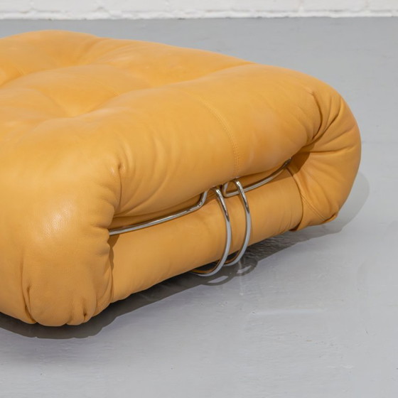 Image 1 of Pouf Cassina Scarpa Soriana