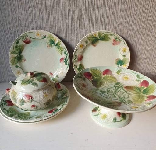 Antieke Keller & Guérin St Clément aardbeienset ca 1900