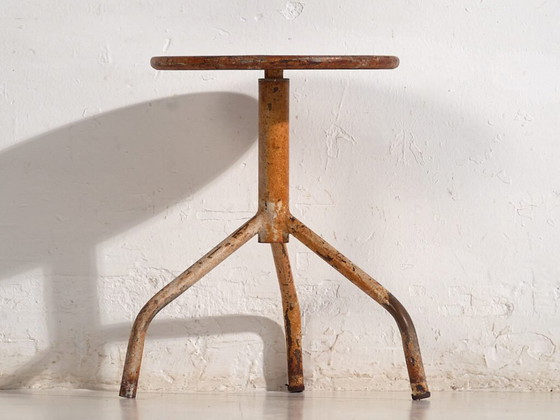 Industrial style metal stool (c.1950) #4 – Iron, Industrieel (photo 11 of 30)