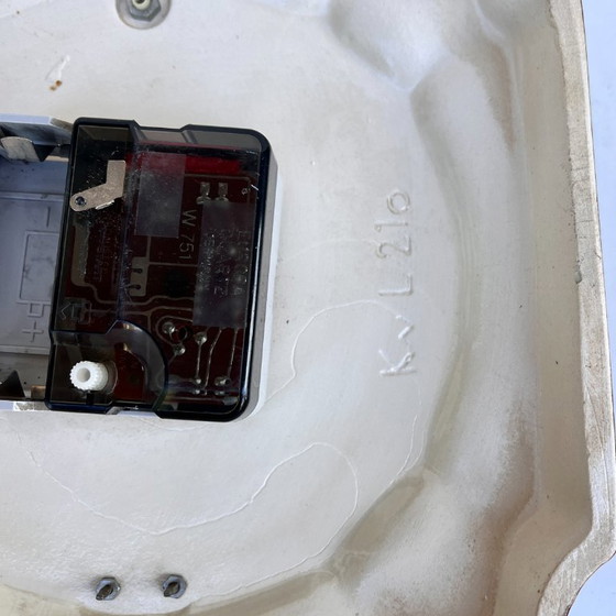 Image 1 of Horloge murale de cuisine Europe, Allemagne, 1970. Cadre rétro vintage en céramique