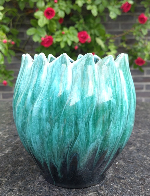 Tulip Vase Blue Mountain Pottery