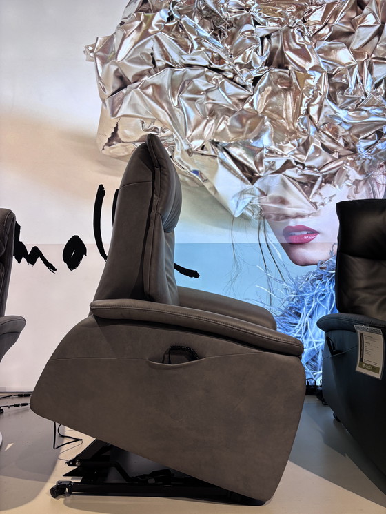 Image 1 of Himolla Senator 7071