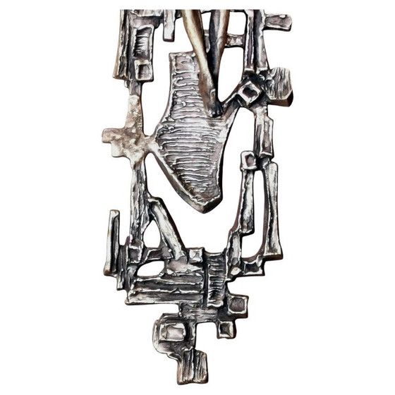 Image 1 of Brutalistisch, groot kruisbeeld van Jezus, vintage bronzen metaalwerk uit de jaren '60.
