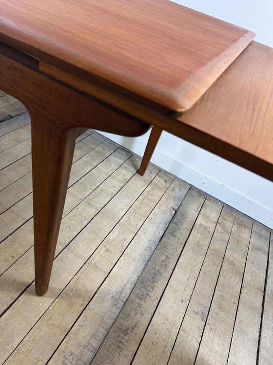 Vintage Scandinavian Teak Dining Table 1970s – 2 Integrated Extensions – Wood (photo 12 of 12)