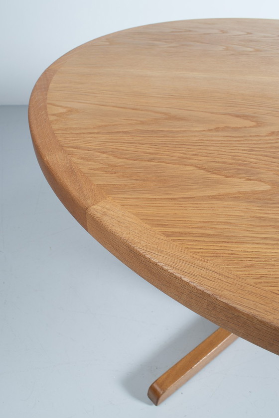 Image 1 of Deense eiken uittrektafel