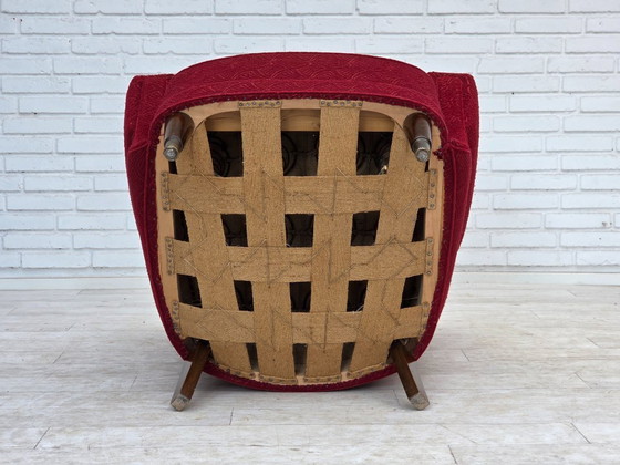 Image 1 of Anni '60, poltrona danese, tessuto originale rosso per mobili.
