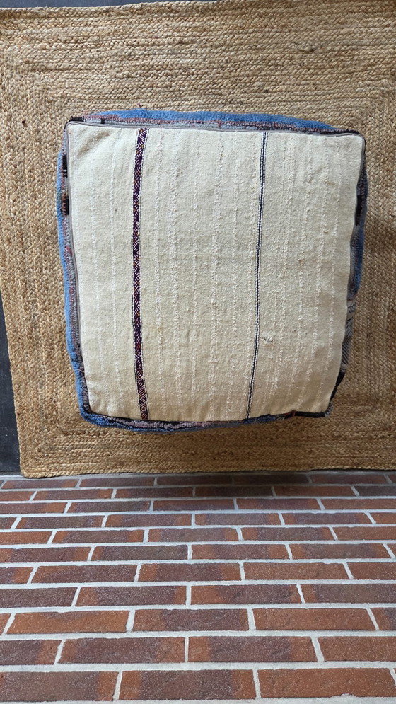 Pouf berbère vintage – Poufs & repose-pieds, Wool (photo 6 of 6)
