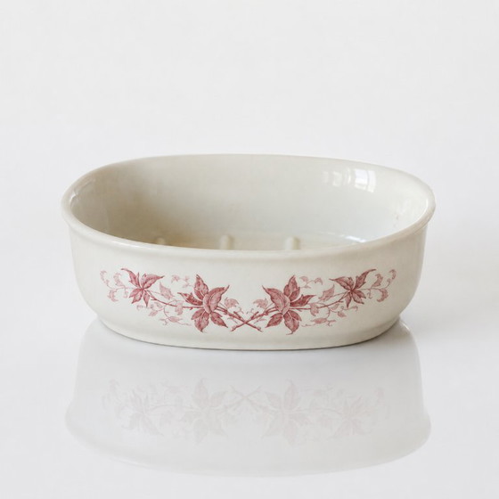 Image 1 of 19th-century soap dish from the Maastricht "Spring" collection, ironstone