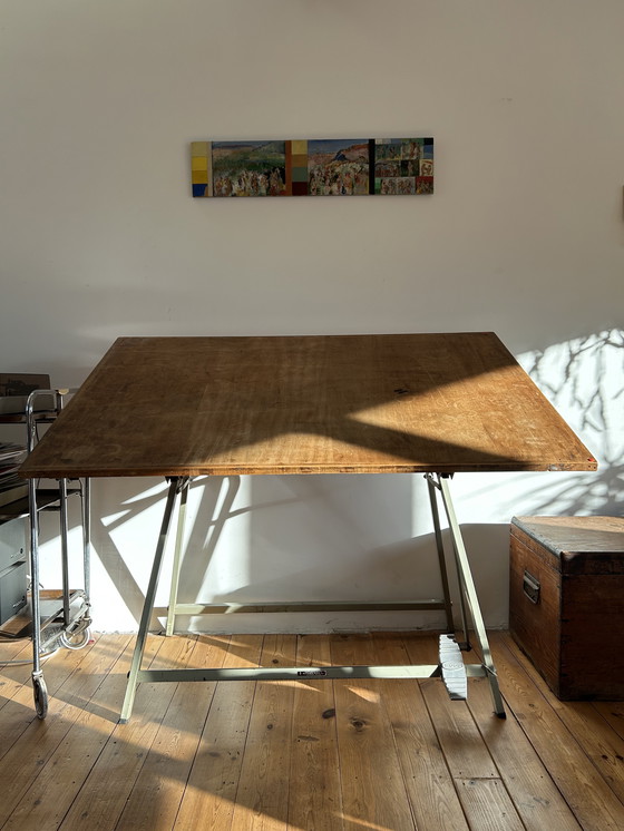 Image 1 of Mesa de dibujo industrial o de arquitecto holandesa (silla incluida)