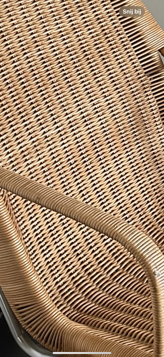 Image 1 of Sedia girevole Dirk Van Sliedregt in rattan