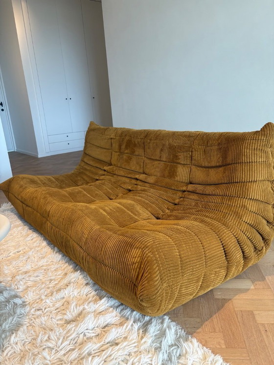 Image 1 of Ligne Roset Togo - Set (3-Sitzer-Sofa mit Hocker)