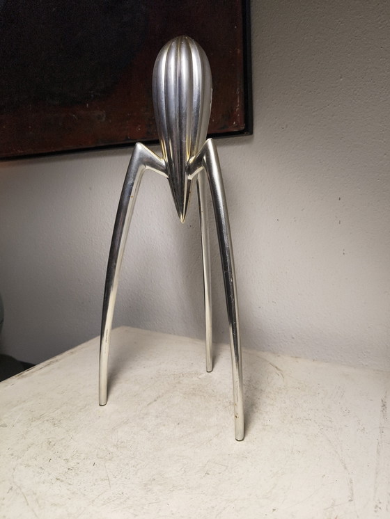 Image 1 of Vintage design aluminum space age style Juicy Salif citrus juicer by Philippe Starck for Alessi