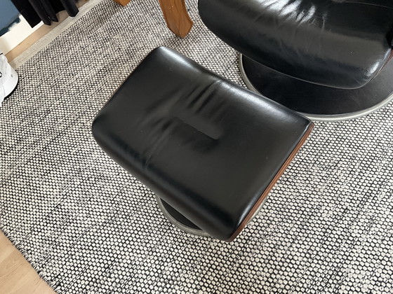 Image 1 of Fauteuil relaxant. La « pause conformiste »