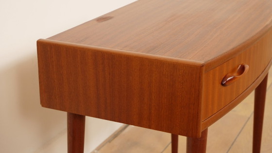 Tavolino vintage in teak con cassetto – Comodini | Anni '60 – Wood (photo 6 of 10)