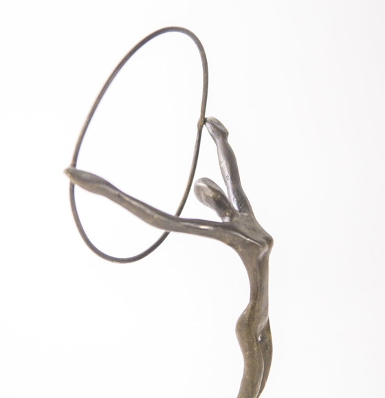 Image 1 of Bronzestatue | Ballerina mit Reifen