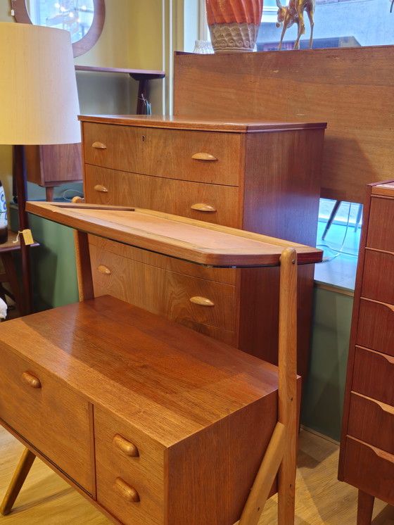 Image 1 of Vintage Danish Make-up Dressing Table Specchio Make-up Dressing Table