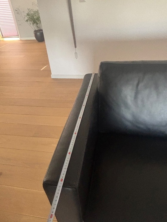 Image 1 of Artifort Mare bench