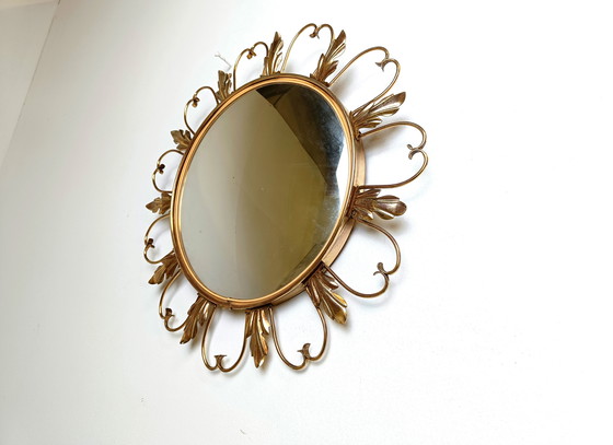 Image 1 of Miroir vintage en laiton ensoleillé 1960s