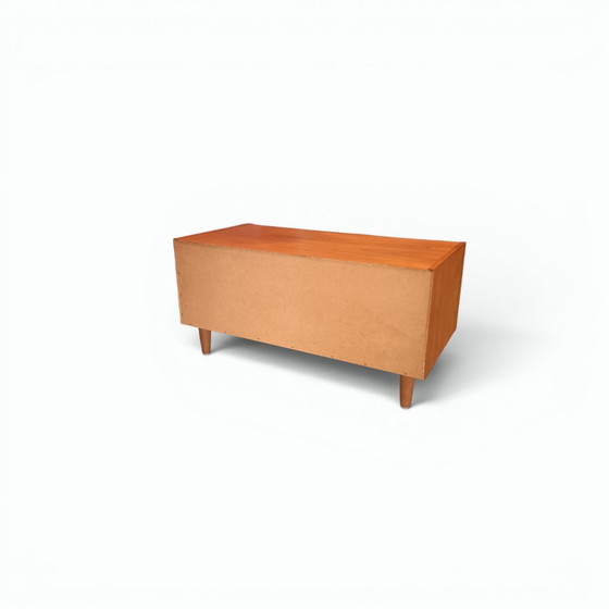 Image 1 of Vintage chest of drawers