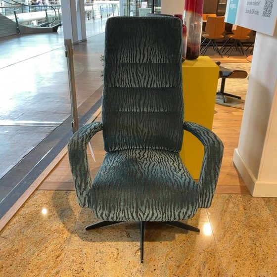 Image 1 of The Future T5.1 recliner
