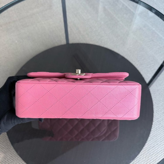 Image 1 of Bolso Chanel Classic Flap pequeño - Caviar 23CM, piel de becerro granulada acolchada, herrajes de oro rosa, Serie 28