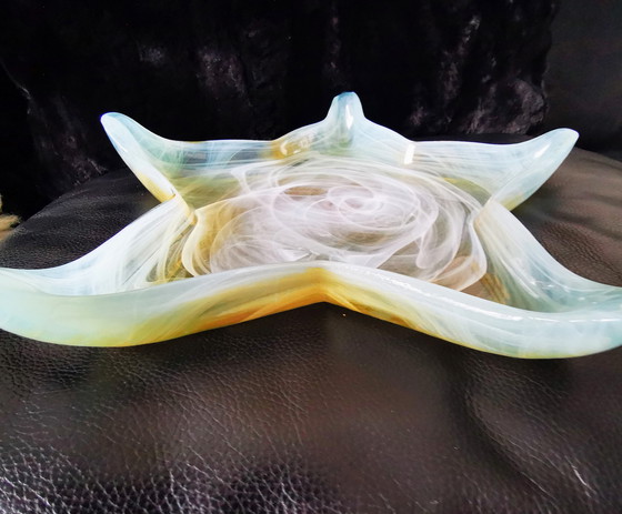 Image 1 of Serving bowl, Swirll, handmade glass Spain 