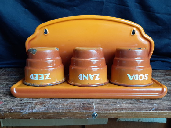 Image 1 of Antico porta sabbia, sapone e bibite gassate