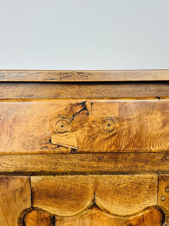 Image 1 of Buffet provinciale in noce, 1800