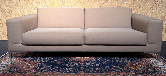 Image 1 of Diseño en el sofá Stock Aikon