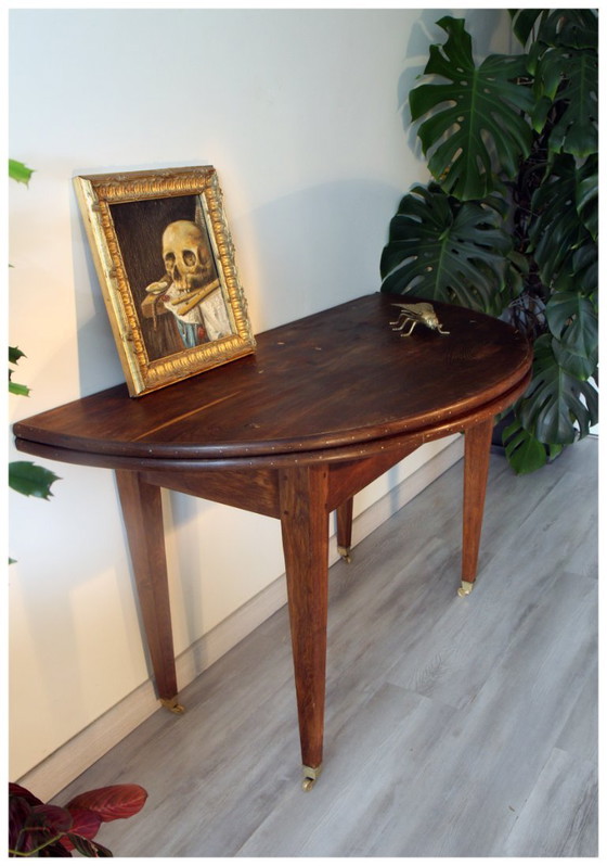 Image 1 of Très jolie table ancienne demi-lune en chêne