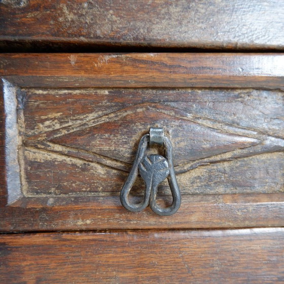 Image 1 of Aparador rústico español del siglo XX - 2 cajones