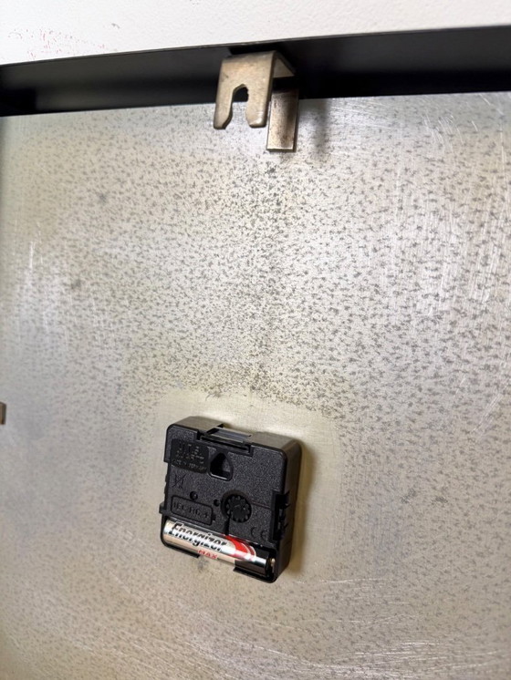 Image 1 of Horloge murale carrée industrielle noire de Pragotron, années 1970