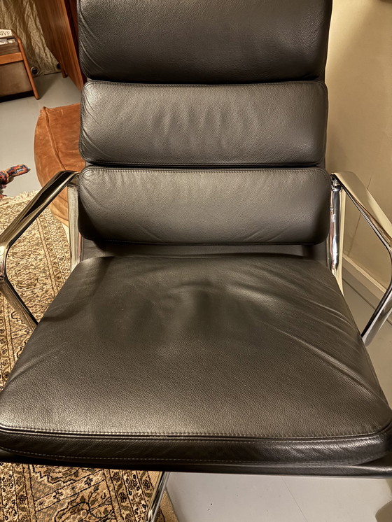 Image 1 of Vitra lounge chair ea 222 Eames