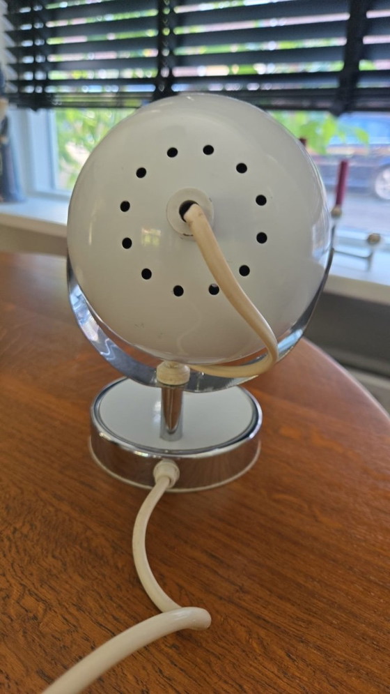 Lampada vintage bianca Space Age 'Eyeball' – Lampade da tavolo, Metallo, Plastica (photo 3 of 5)