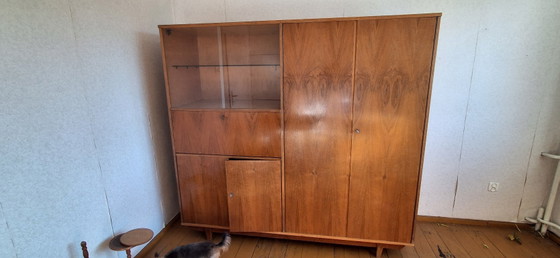 Image 1 of Vitrine