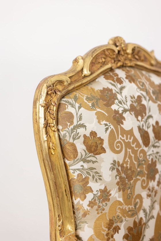 Image 1 of Fauteuil de style Louis XV, avec son dossier à la reine. Époque 1900-1950.