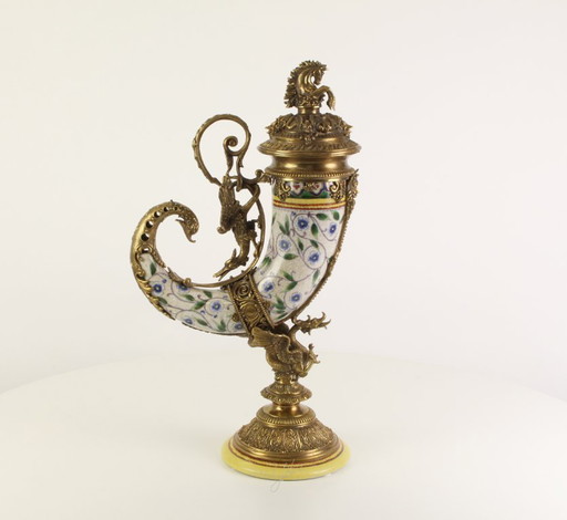 CORNE D'ABONDANCE EN PORCELAINE MONTÉE SUR BRONZE