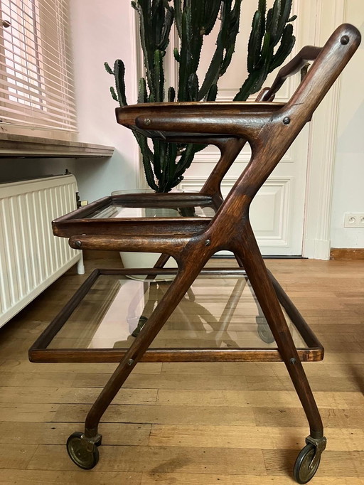 Wunderschöner Trolley im Vintage-Design