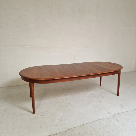 Image 1 of Tavolo da pranzo dal design danese vintage