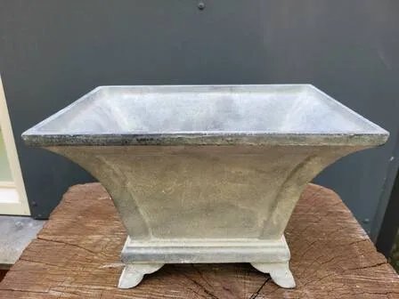 Gusseiserne Jardiniere grauer Pflanzkübel, Gusseisen, Vintage (Foto 2 von 6)