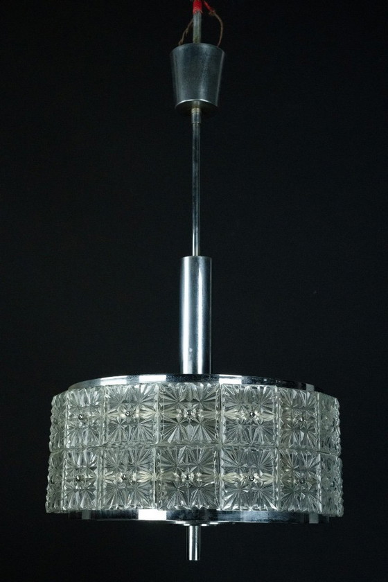 Image 1 of Lampadario vintage Kinkeldey in cristallo e cromo. Germania anni '60