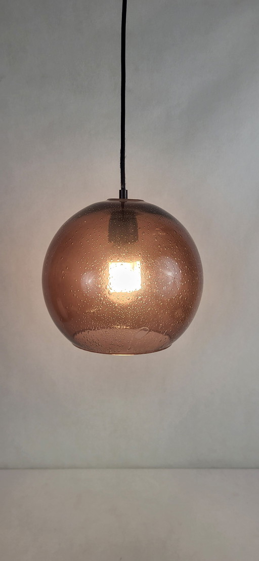 Suspension En Verre Effet Mouillé
