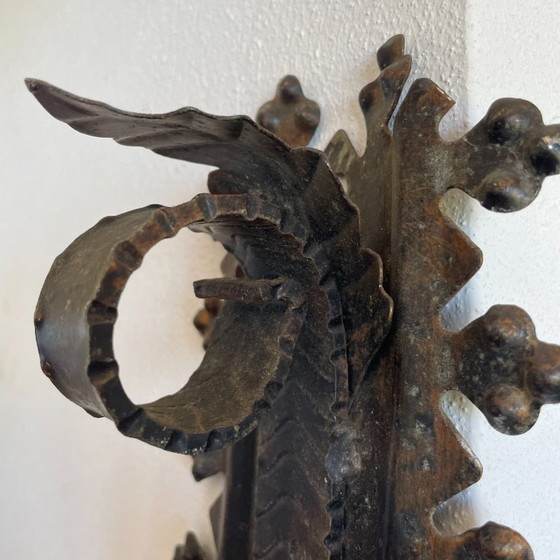 Gotische brutalistische grote wandlamp van smeedijzer – Wandlampen, Cast Iron (photo 9 of 9)