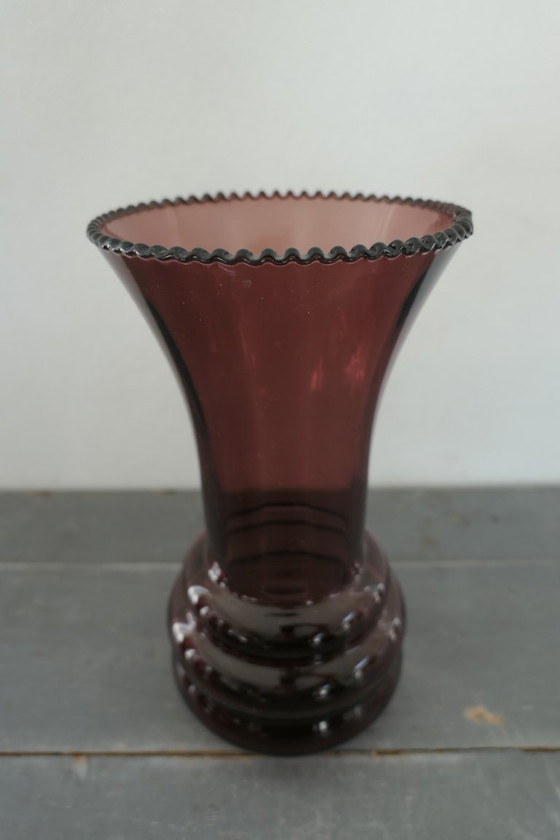 Image 1 of Vaso in vetro viola Art Déco Verreries Doyen