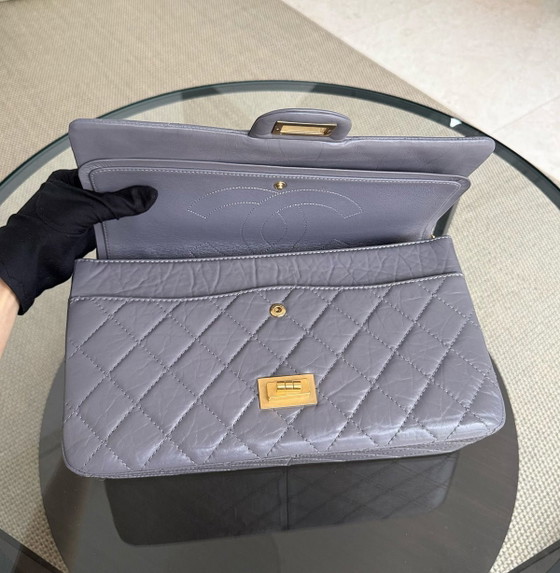 Image 1 of CHANEL 2.55 REISSUE 227 - PELLE DI VITELLO INVECCHIATA TRAPUNTATA, LAVANDA, FERRAMENTA ORO, SERIE 14

