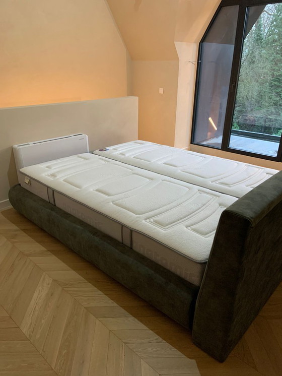 Image 1 of Lit double de luxe 180x220 – NEUF & JAMAIS UTILISÉ – 3 750 €