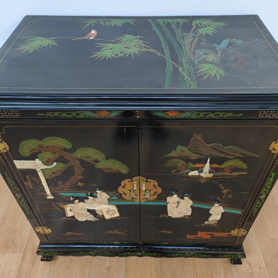 Image 1 of Vintage Antique Chinese bridal cabinet sideboard Chinoiserie cabinet
