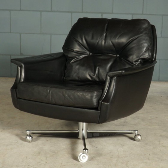 Image 1 of Poltrona girevole in pelle vintage – anni '70