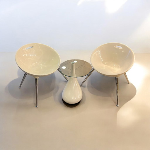 Rarity! Set of 2 white half-shell armchairs and a drop-leaf table, made in the 1990s